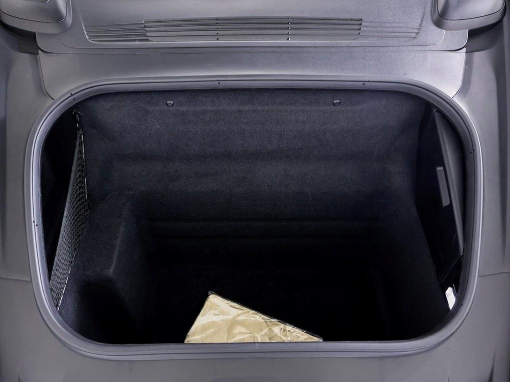 used 2021 Porsche 911 car, priced at $226,900