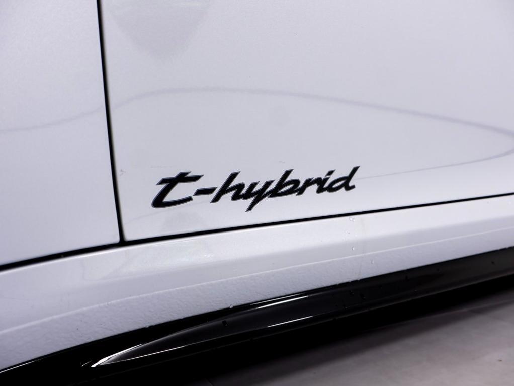 new 2026 Porsche 911 car, priced at $199,200