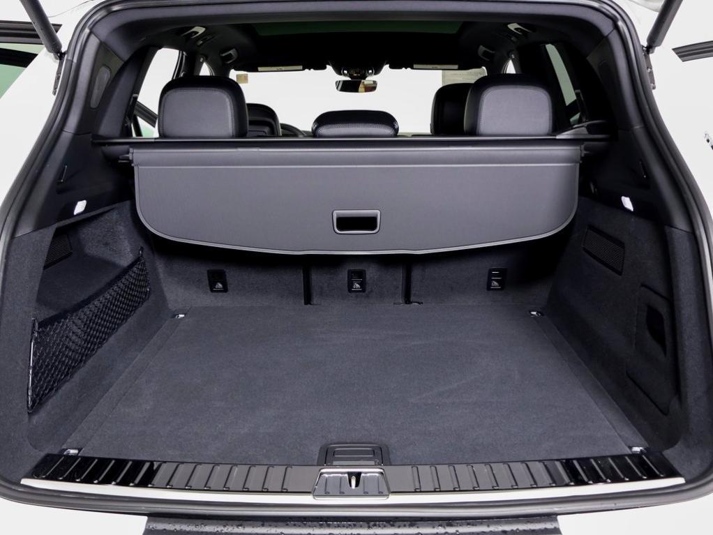 used 2025 Porsche Cayenne car, priced at $94,500