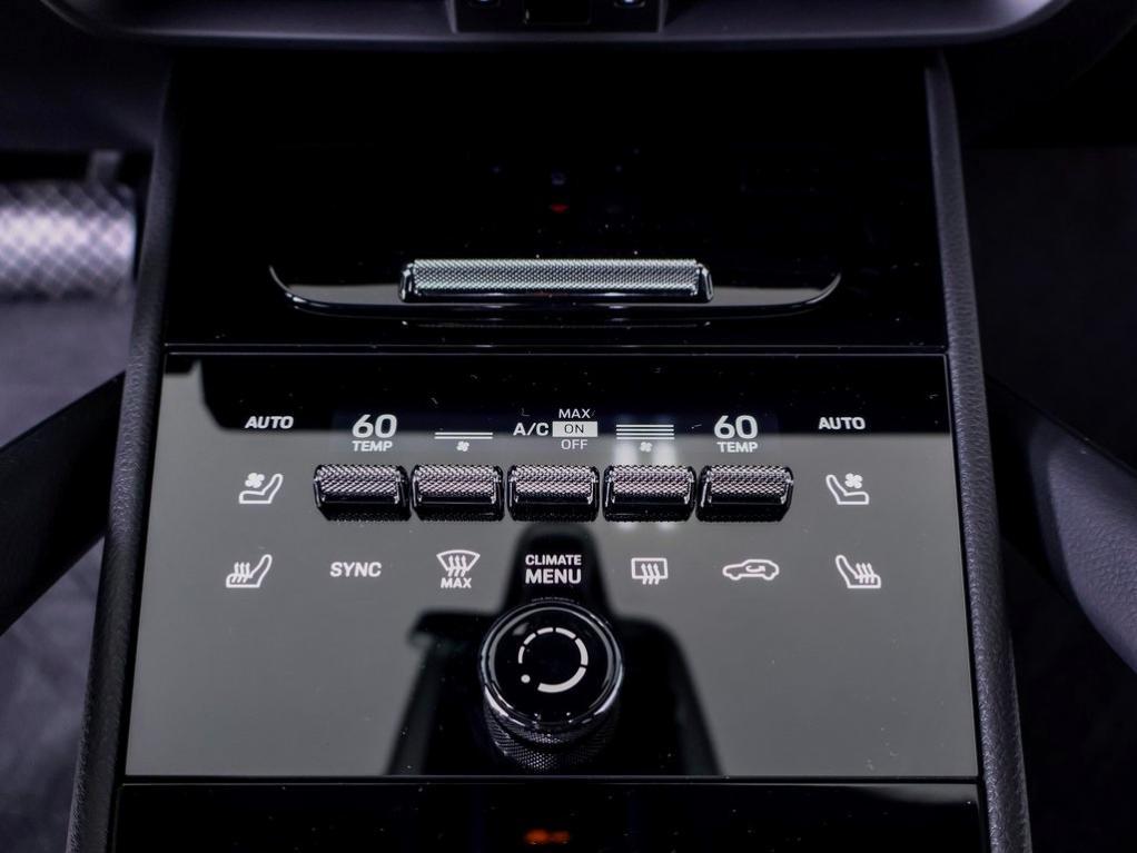 used 2025 Porsche Cayenne car, priced at $94,500