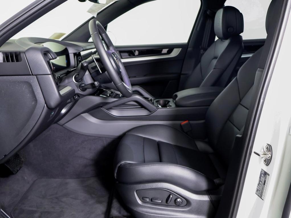 used 2025 Porsche Cayenne car, priced at $94,500
