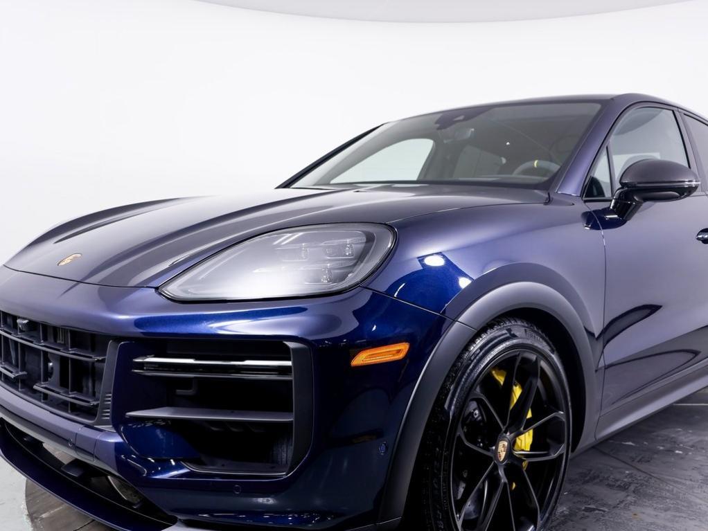 new 2025 Porsche Cayenne car, priced at $234,905
