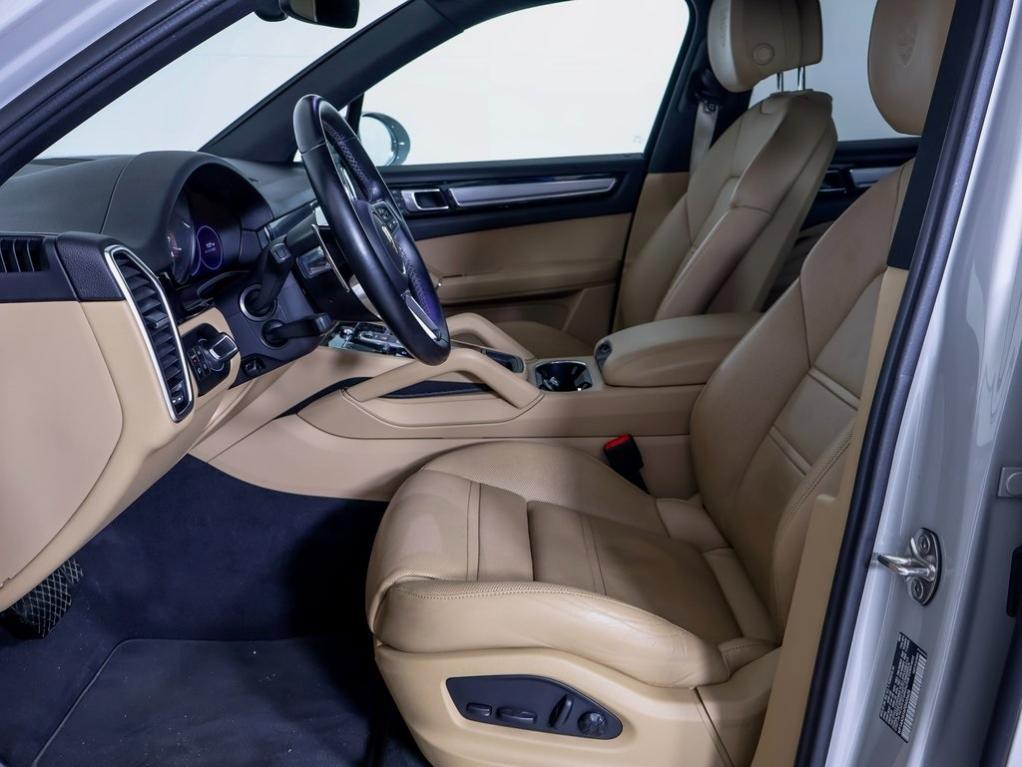 used 2023 Porsche Cayenne car, priced at $68,500