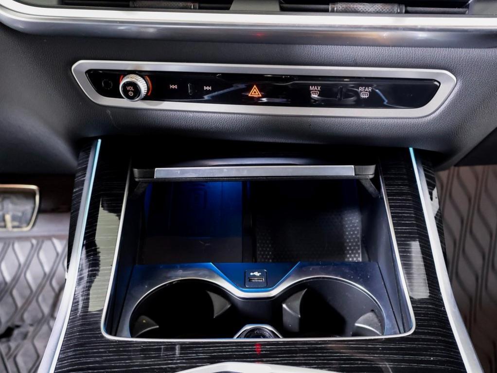 used 2024 BMW X7 car, priced at $66,900