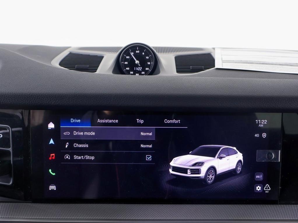 new 2025 Porsche Cayenne car, priced at $99,585