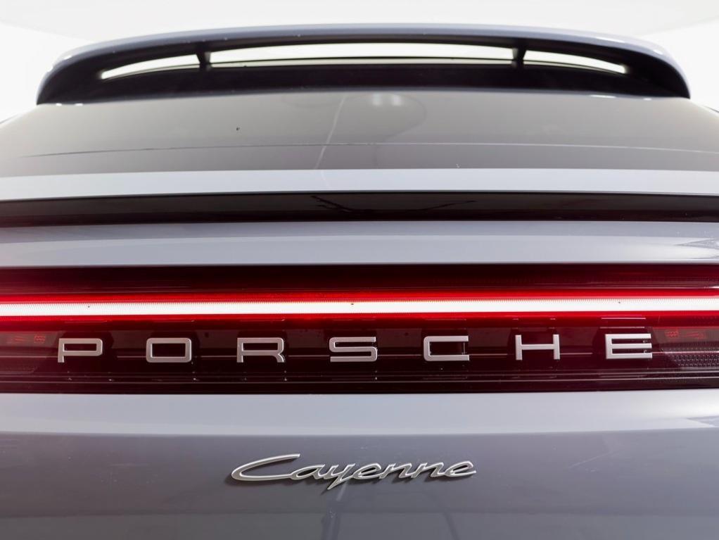 new 2025 Porsche Cayenne car, priced at $99,585