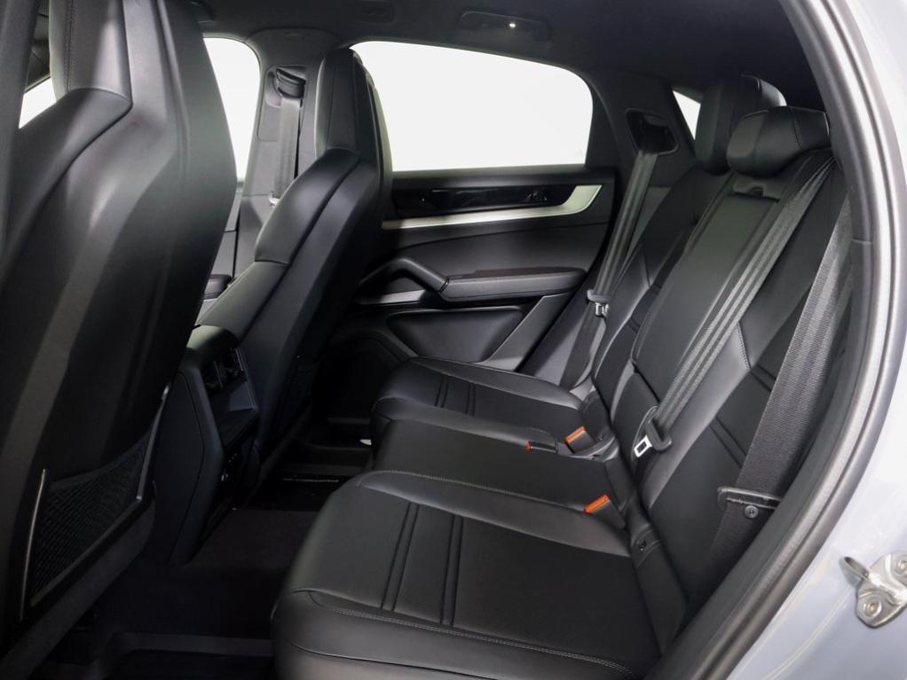 new 2025 Porsche Cayenne car, priced at $99,585