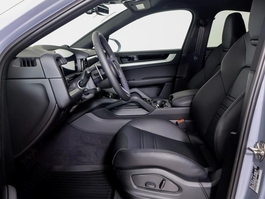 new 2025 Porsche Cayenne car, priced at $99,585