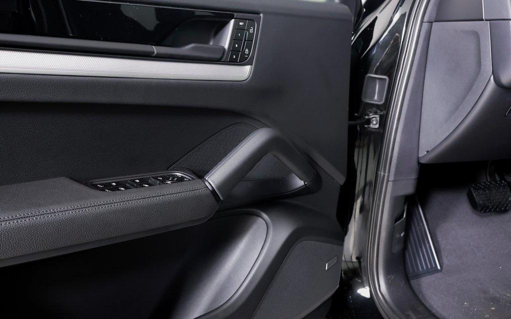 used 2025 Porsche Cayenne car, priced at $83,900