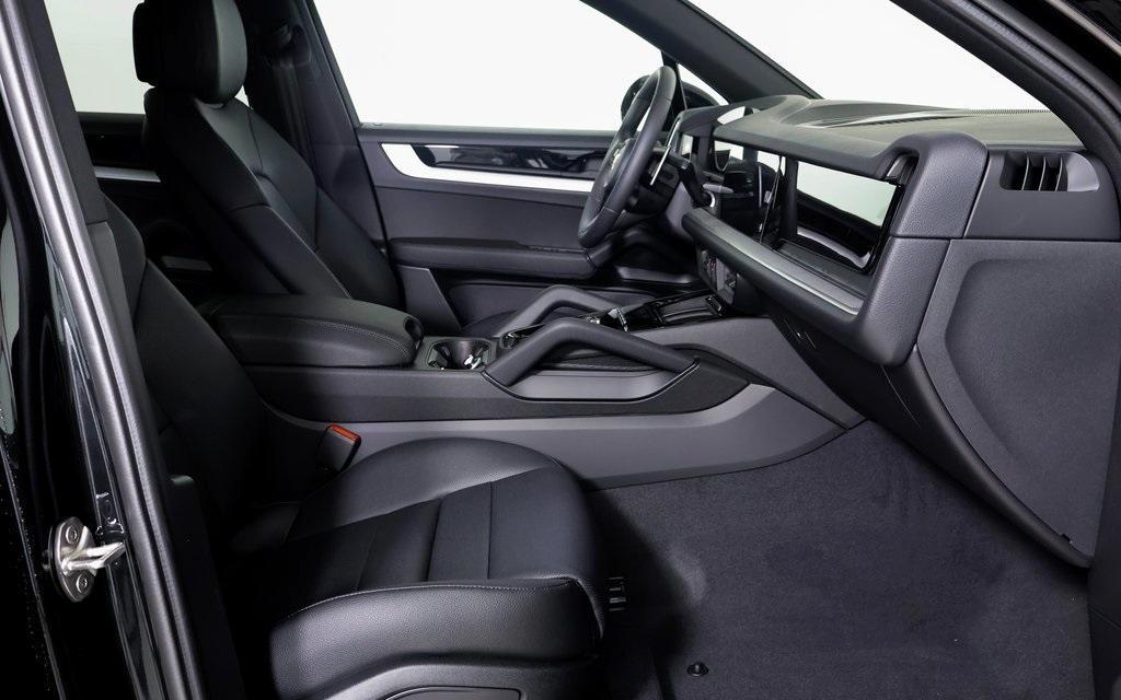 used 2025 Porsche Cayenne car, priced at $83,900