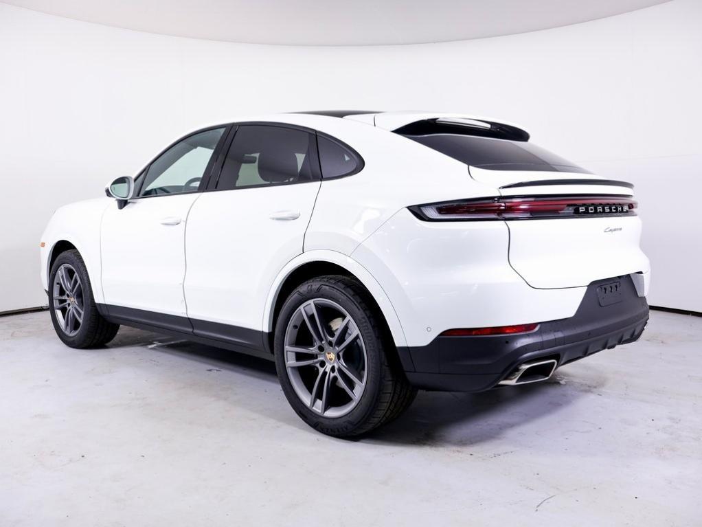 new 2025 Porsche Cayenne car, priced at $102,525