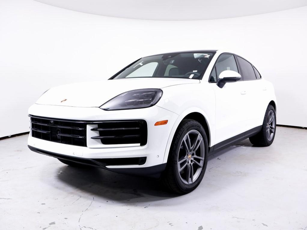 new 2025 Porsche Cayenne car, priced at $102,525