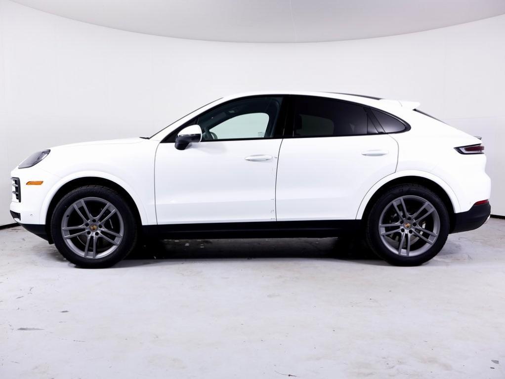new 2025 Porsche Cayenne car, priced at $102,525