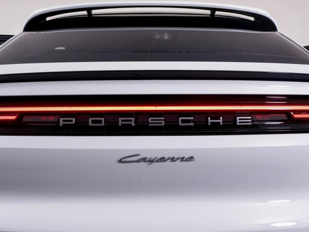 new 2025 Porsche Cayenne car, priced at $102,525