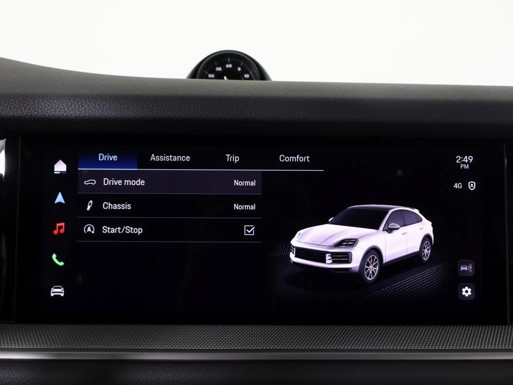 new 2025 Porsche Cayenne car, priced at $102,525