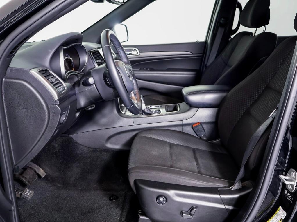 used 2022 Jeep Grand Cherokee WK car, priced at $22,900