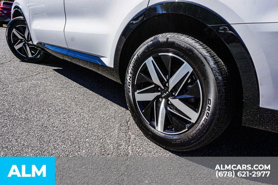 used 2023 Kia Sorento car, priced at $25,460