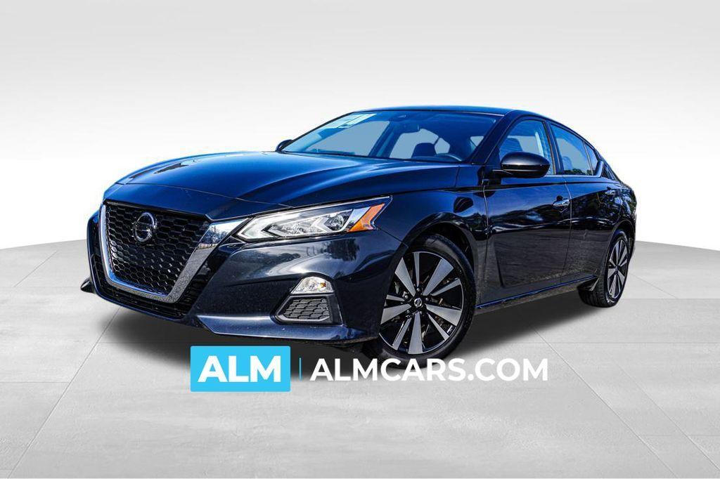 used 2022 Nissan Altima car, priced at $17,420