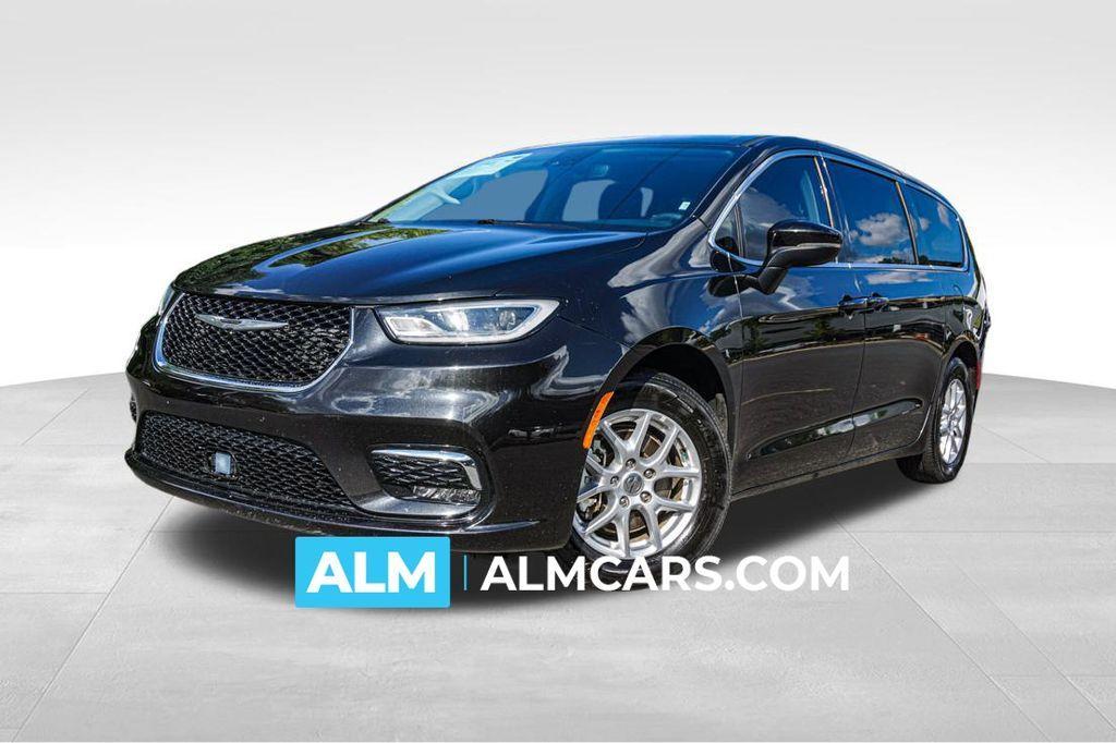 used 2023 Chrysler Pacifica car, priced at $21,120