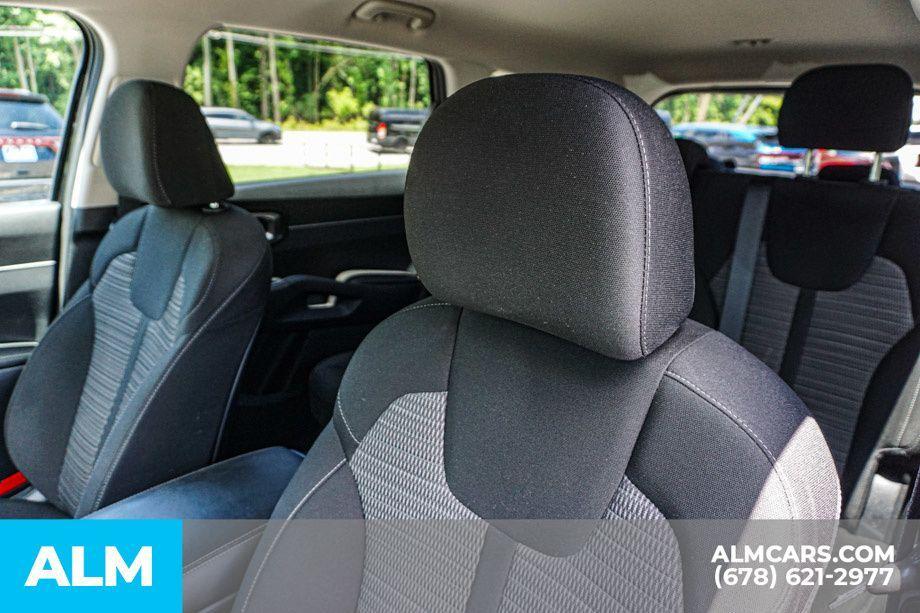 used 2023 Kia Sorento car, priced at $23,420