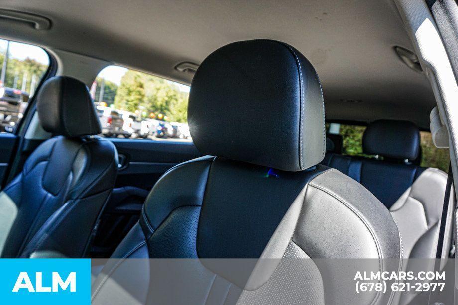 used 2023 Kia Sorento car, priced at $25,460