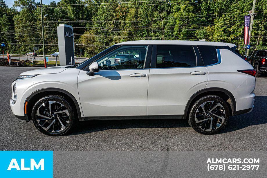 used 2024 Mitsubishi Outlander car, priced at $23,220