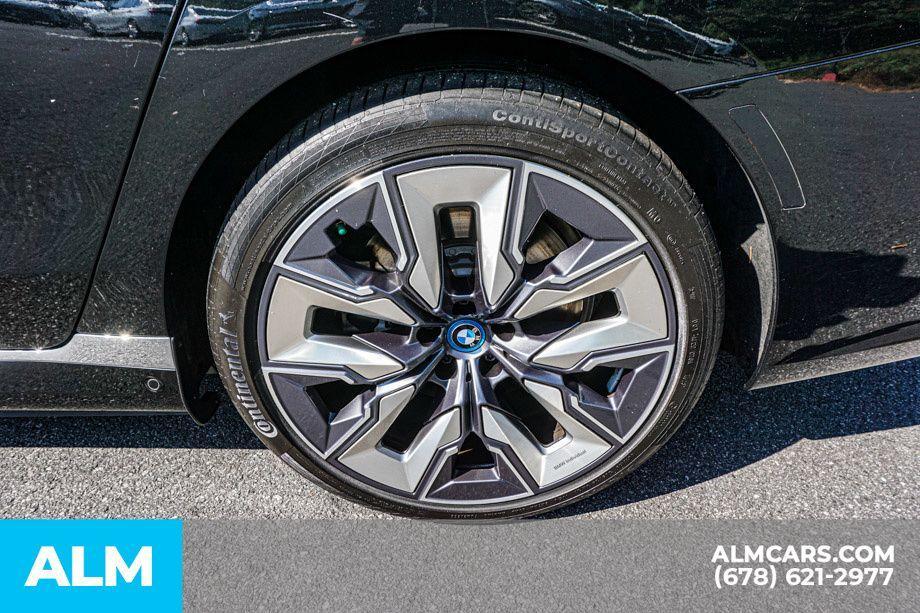 used 2023 BMW i7 car, priced at $61,420