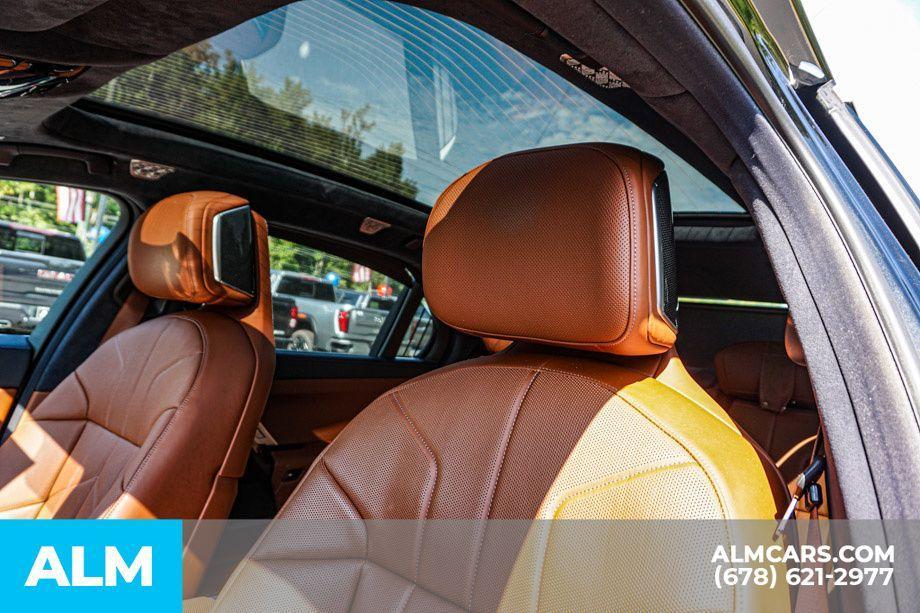 used 2023 BMW i7 car, priced at $61,420