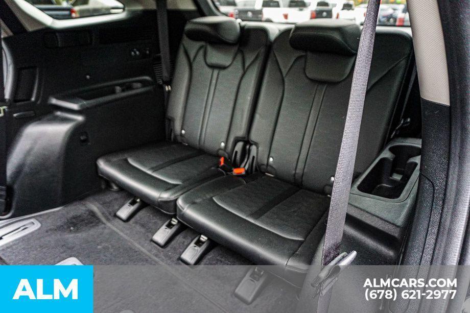 used 2024 Kia Sorento car, priced at $25,920