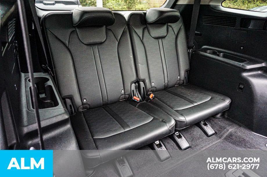 used 2024 Kia Sorento car, priced at $25,920