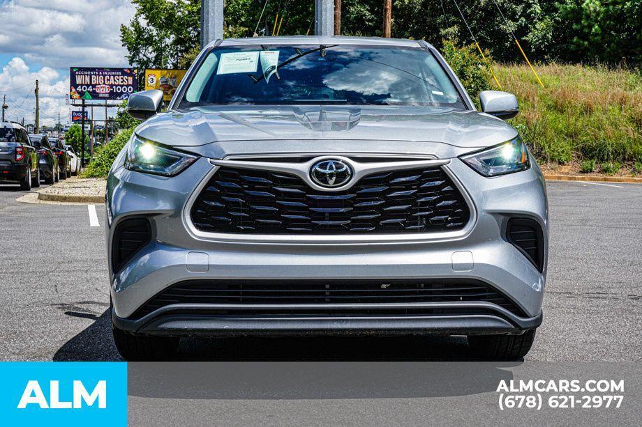 used 2023 Toyota Highlander car, priced at $30,920