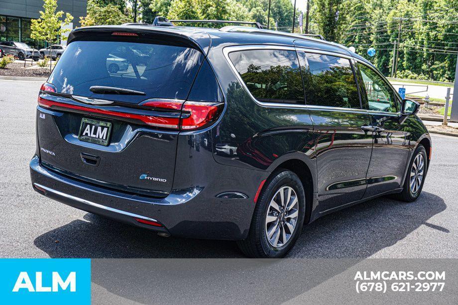 used 2021 Chrysler Pacifica Hybrid car, priced at $21,920