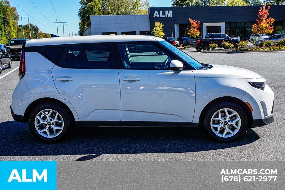 used 2024 Kia Soul car, priced at $16,620