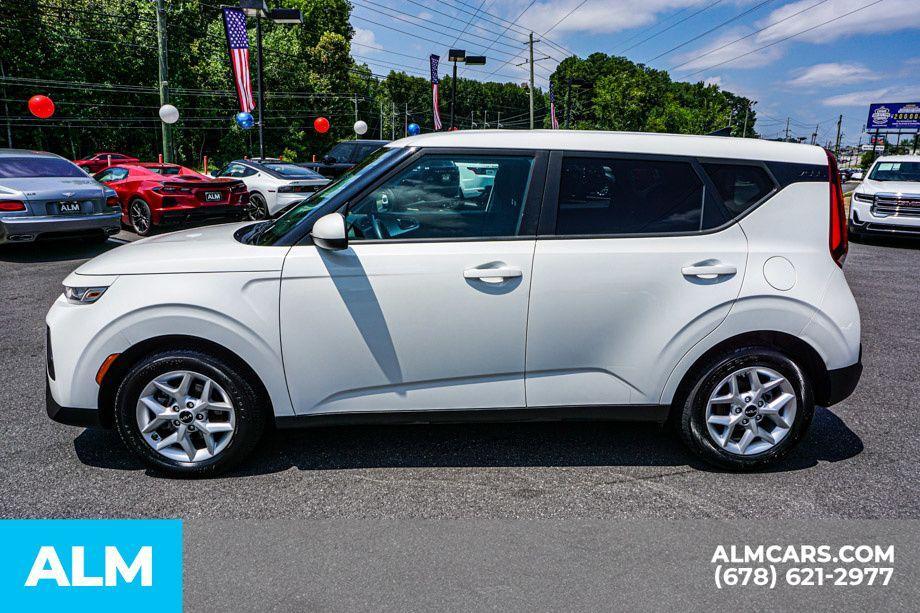 used 2022 Kia Soul car, priced at $14,920