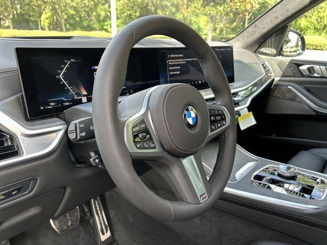 new 2026 BMW X7 car, priced at $103,260