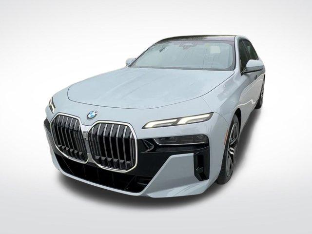 new 2024 BMW 760 car, priced at $124,045