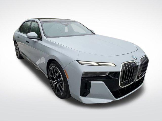 new 2024 BMW 760 car, priced at $124,045