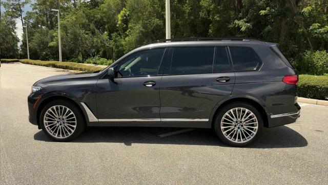 used 2022 BMW X7 car
