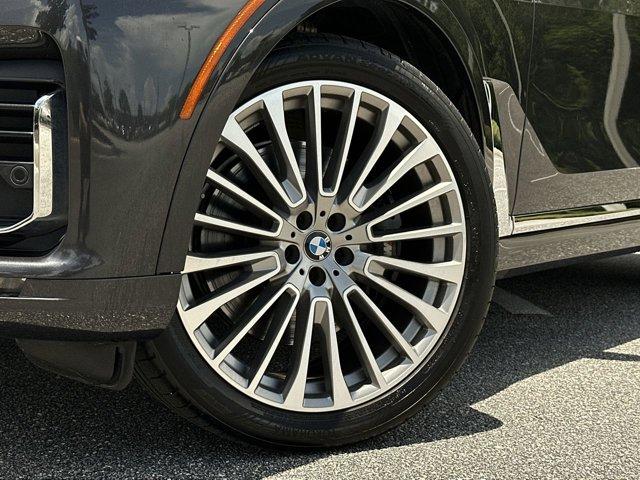 used 2022 BMW X7 car