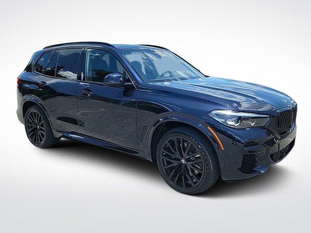 new 2022 BMW X5 car