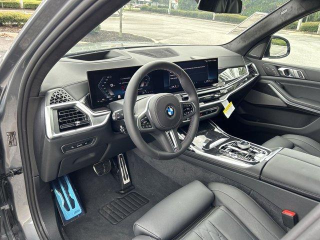 new 2026 BMW X7 car, priced at $123,160