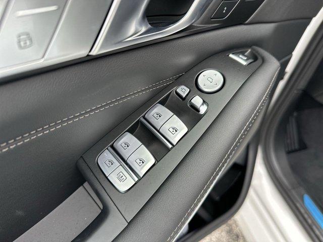 new 2026 BMW X7 car, priced at $92,440