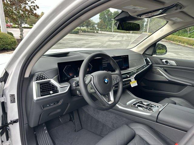 new 2026 BMW X7 car, priced at $92,440