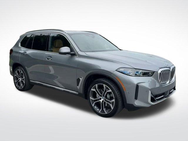 new 2025 BMW X5 car, priced at $77,275