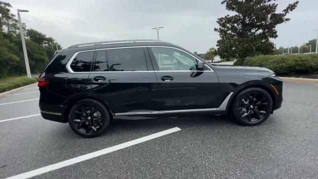 new 2025 BMW X7 car, priced at $90,070