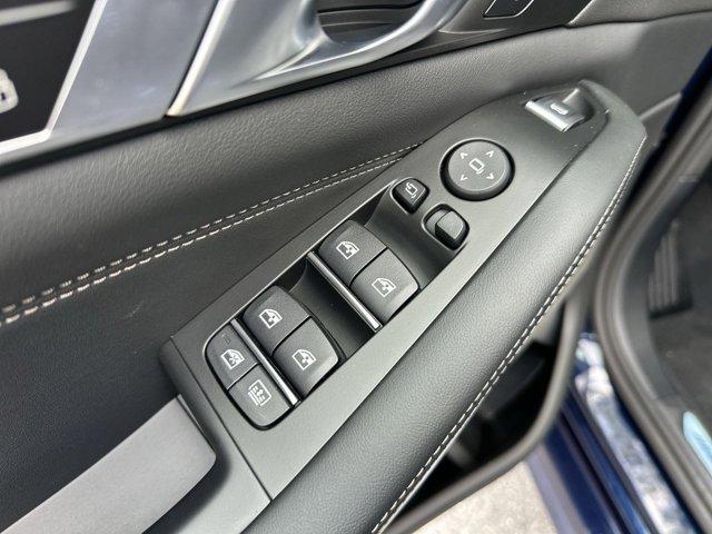 new 2026 BMW X7 car, priced at $104,180