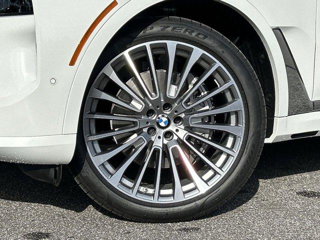 new 2026 BMW X7 car, priced at $93,615