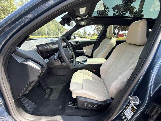 new 2025 BMW X3 car, priced at $57,905