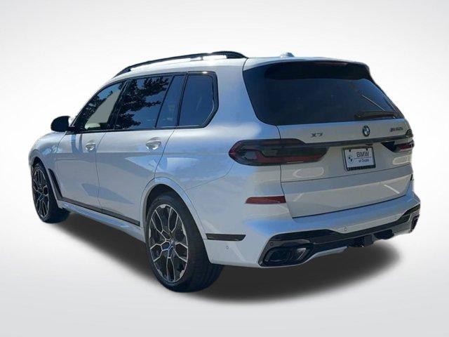 new 2025 BMW X7 car, priced at $118,570