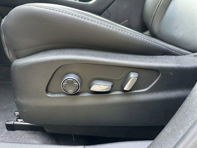 used 2025 Cadillac XT4 car, priced at $38,000